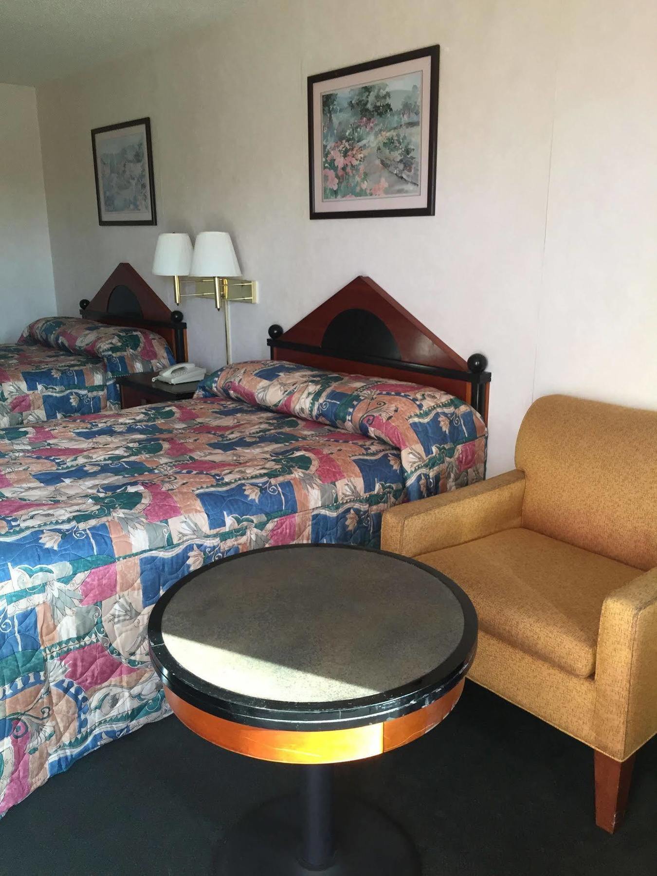 Shelaine Inn Jeffersonville Εξωτερικό φωτογραφία