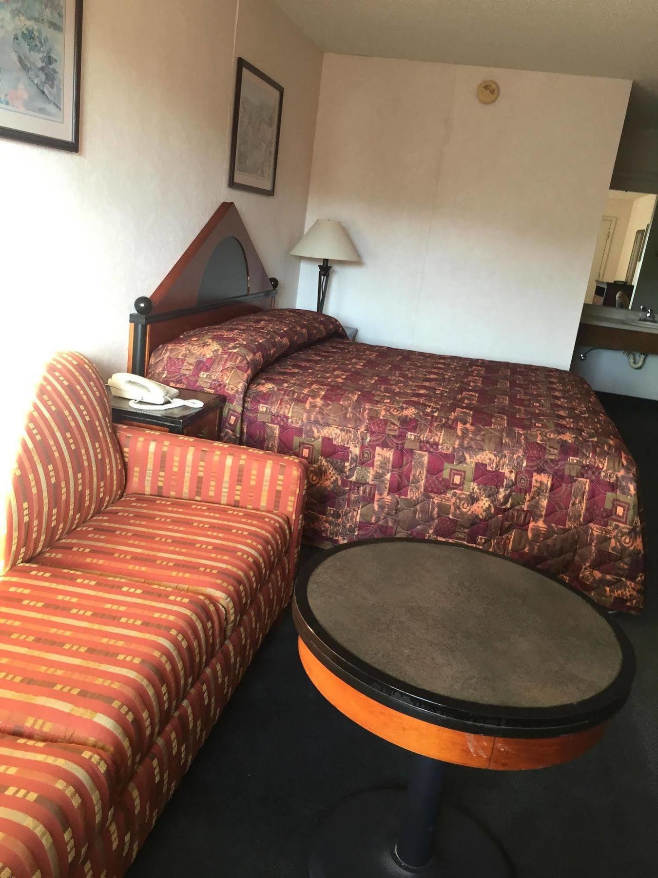 Shelaine Inn Jeffersonville Εξωτερικό φωτογραφία